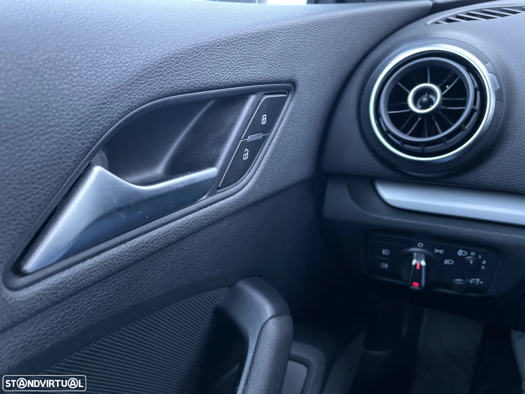 Audi A3 Cabrio 2.0 TDi Sport - 36