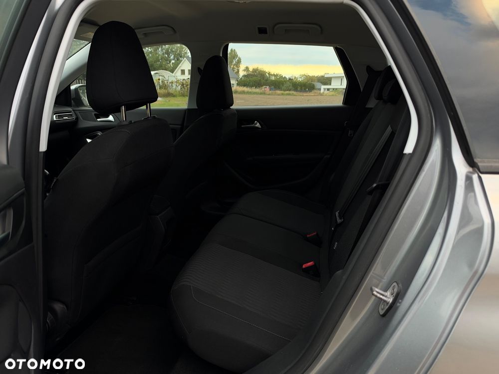 Peugeot 308 - 16