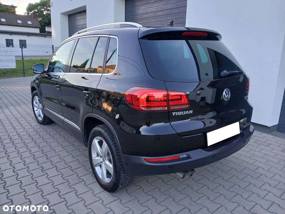 Volkswagen Tiguan 2.0 TDI SCR 4MOTION BlueMotion Technology DSG Lounge Sport & Style - 23