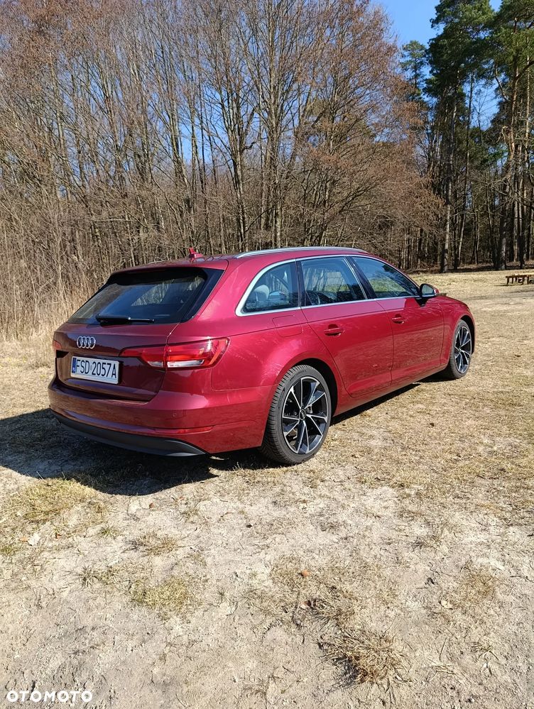 Audi A4 Avant 2.0 TDI S tronic - 2