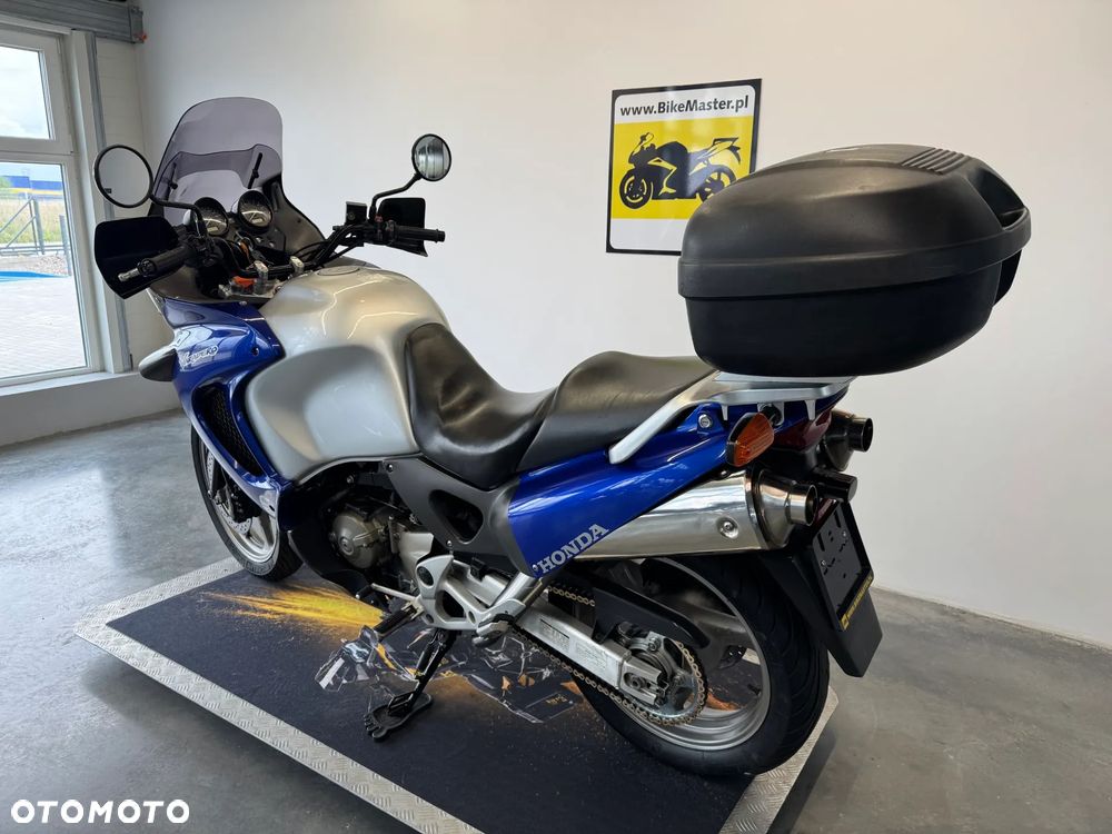 Honda XL - 6