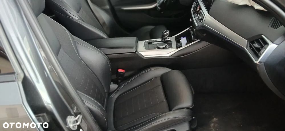 BMW Seria 3 318d Luxury Line - 14