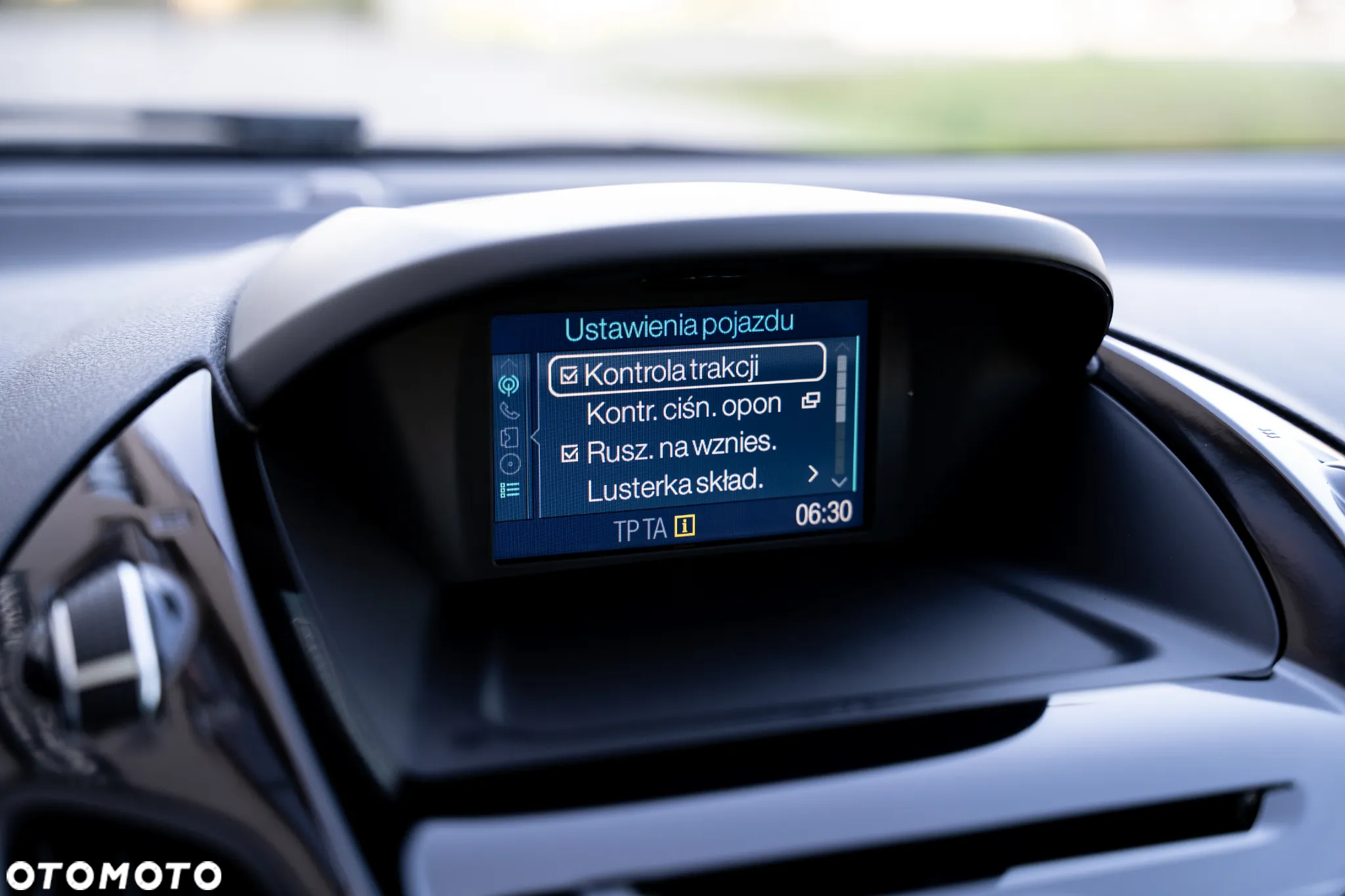 Ford B-MAX 1.0 EcoBoost Titanium - 16
