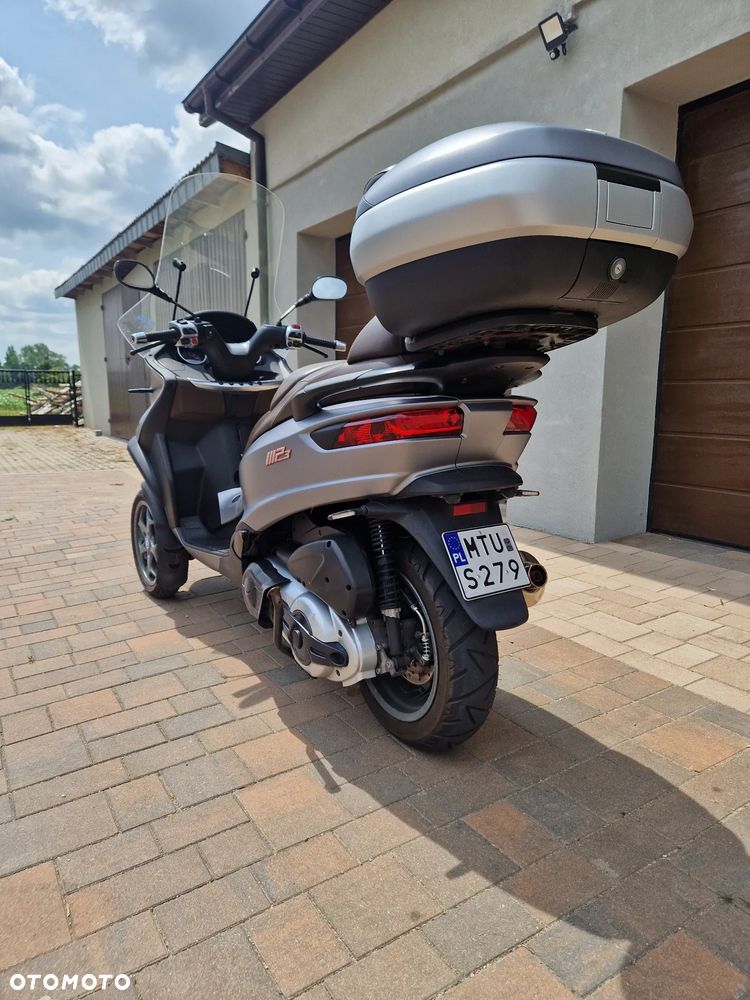 Piaggio MP-3 - 6