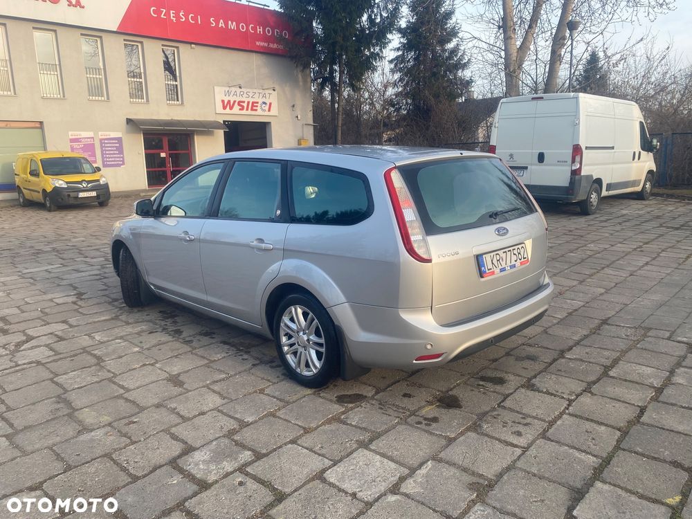 Ford Focus 1.6 Ghia - 3