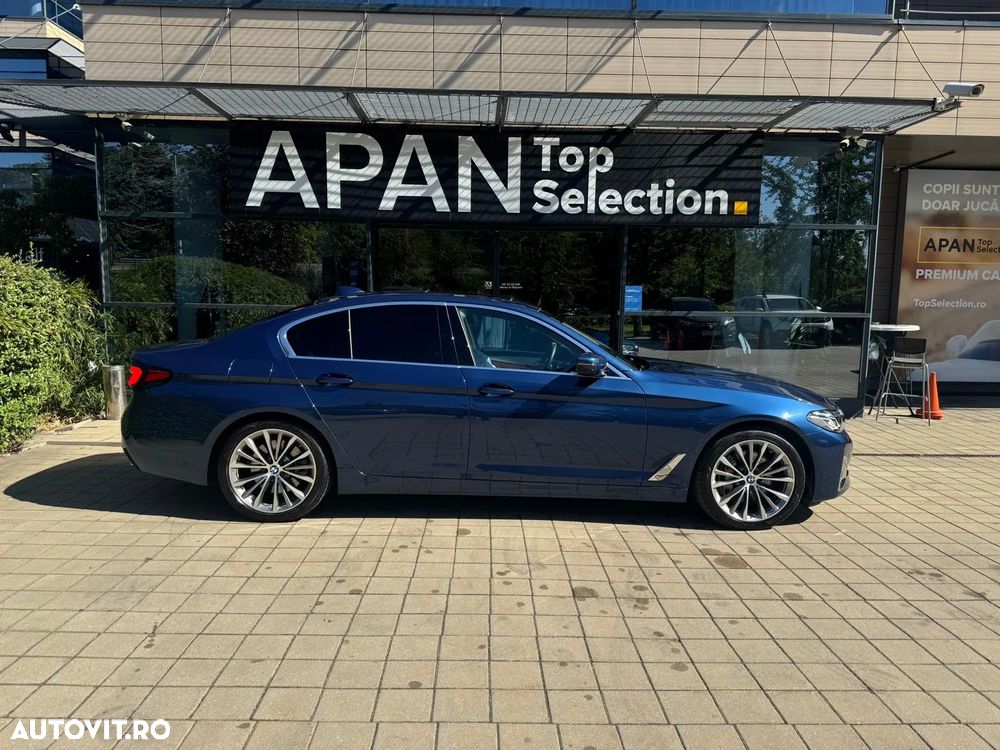 BMW Seria 5 530d xDrive AT MHEV - 10