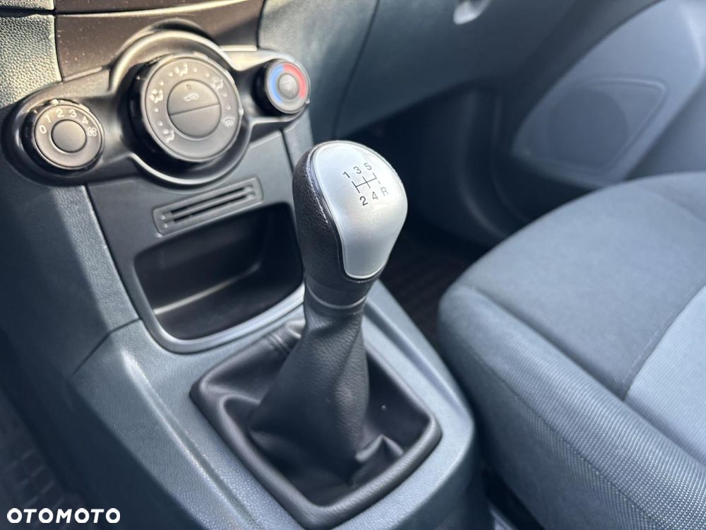 Ford Fiesta 1.4 TDCI - 23