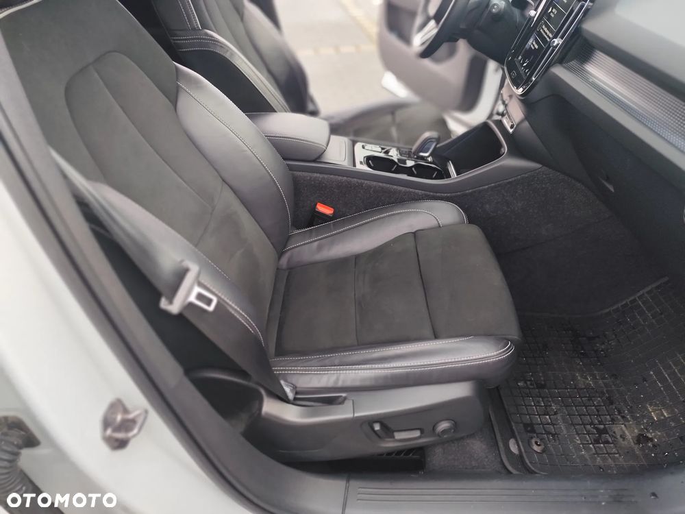 Volvo XC 40 T5 AWD Geartronic R-Design - 15