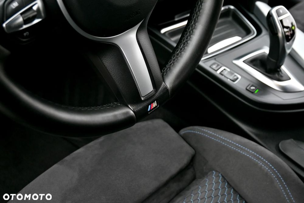 BMW 3GT 320d Sport-Aut Sport Line - 33