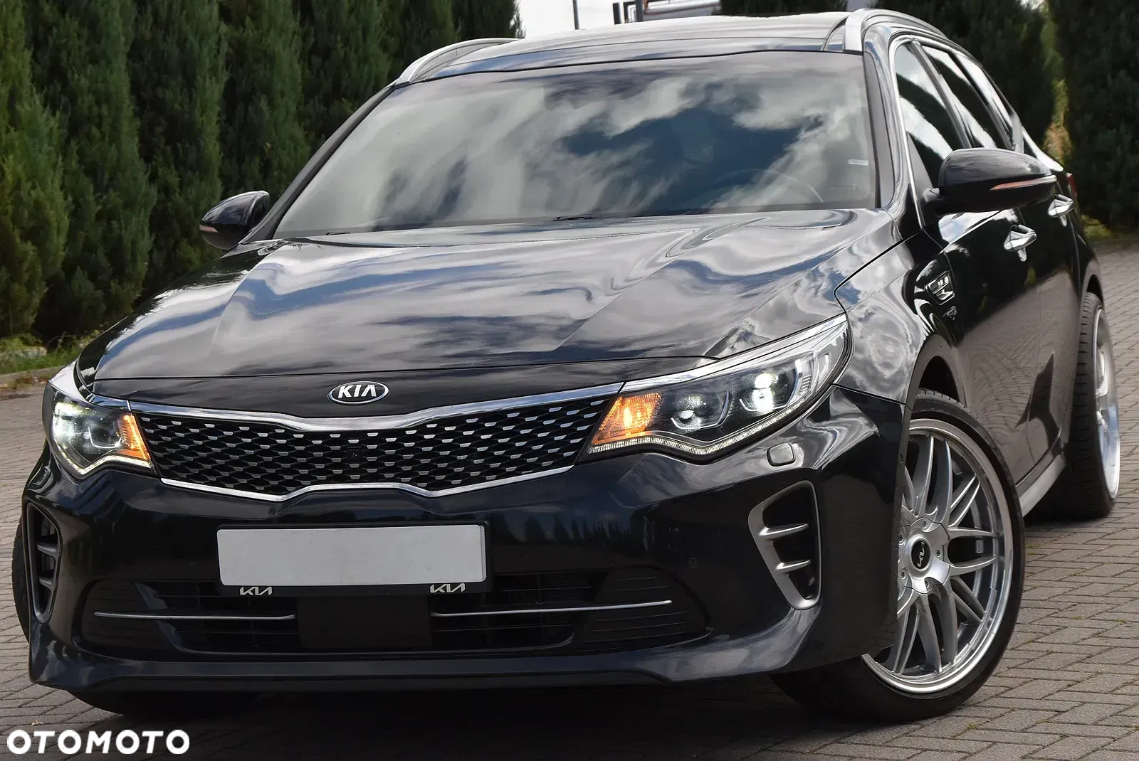 Kia Optima - 16