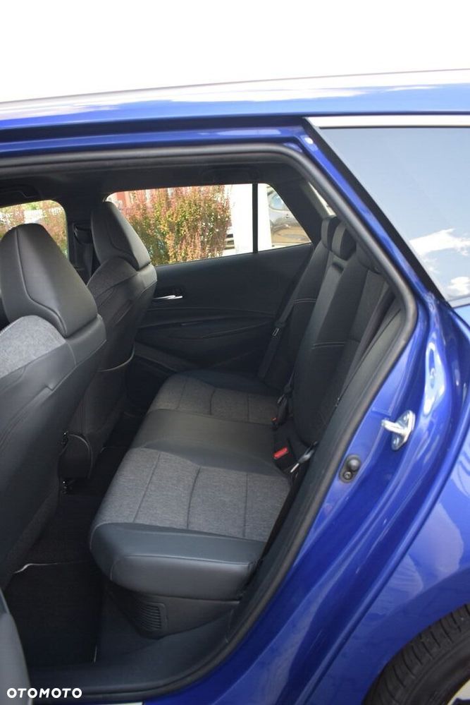 Toyota Corolla 1.8 Hybrid Style - 16