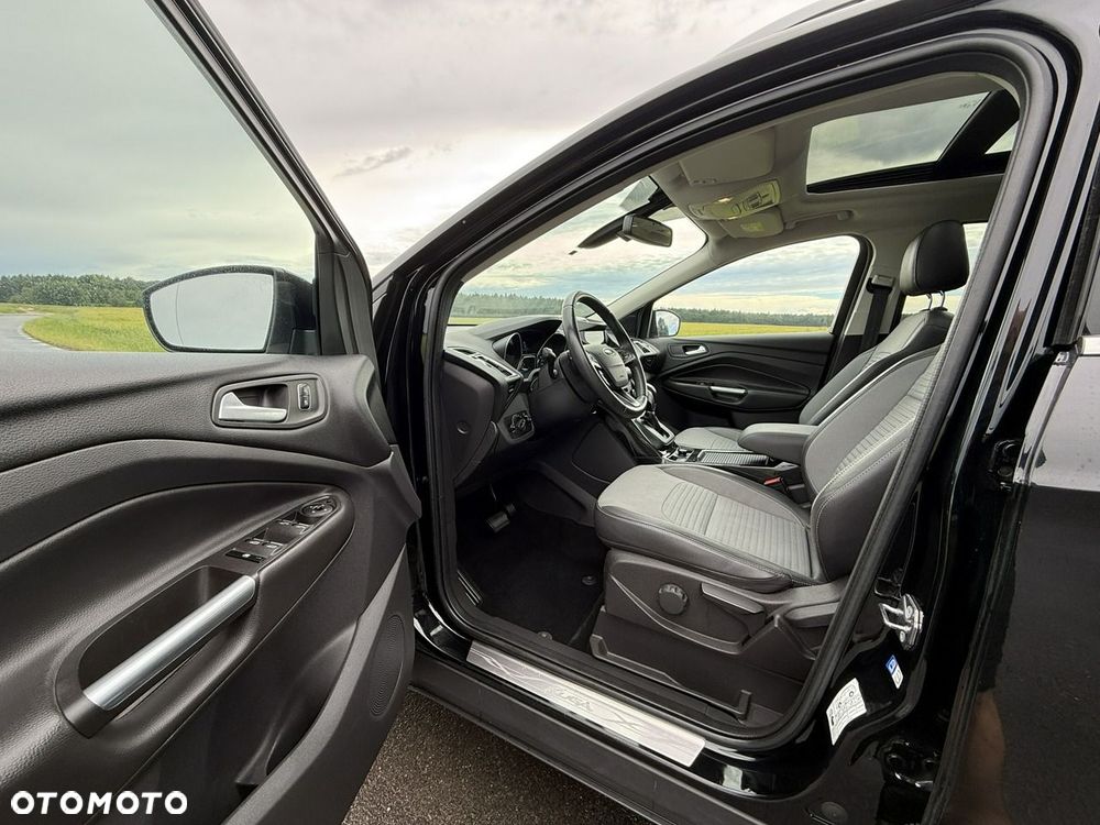 Ford Kuga 2.0 TDCi AWD Titanium - 22