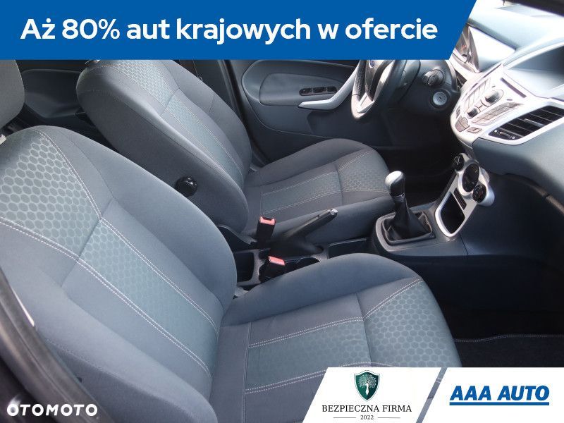 Ford Fiesta - 10