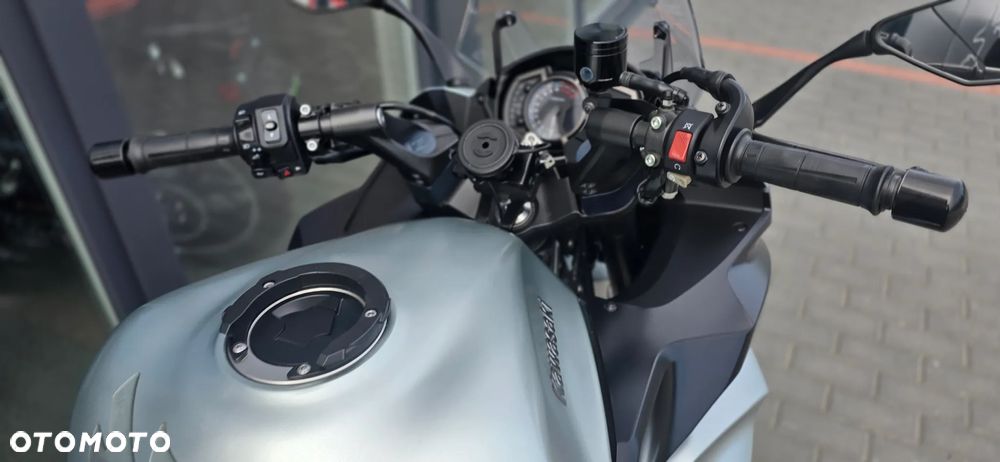 Kawasaki Z - 8