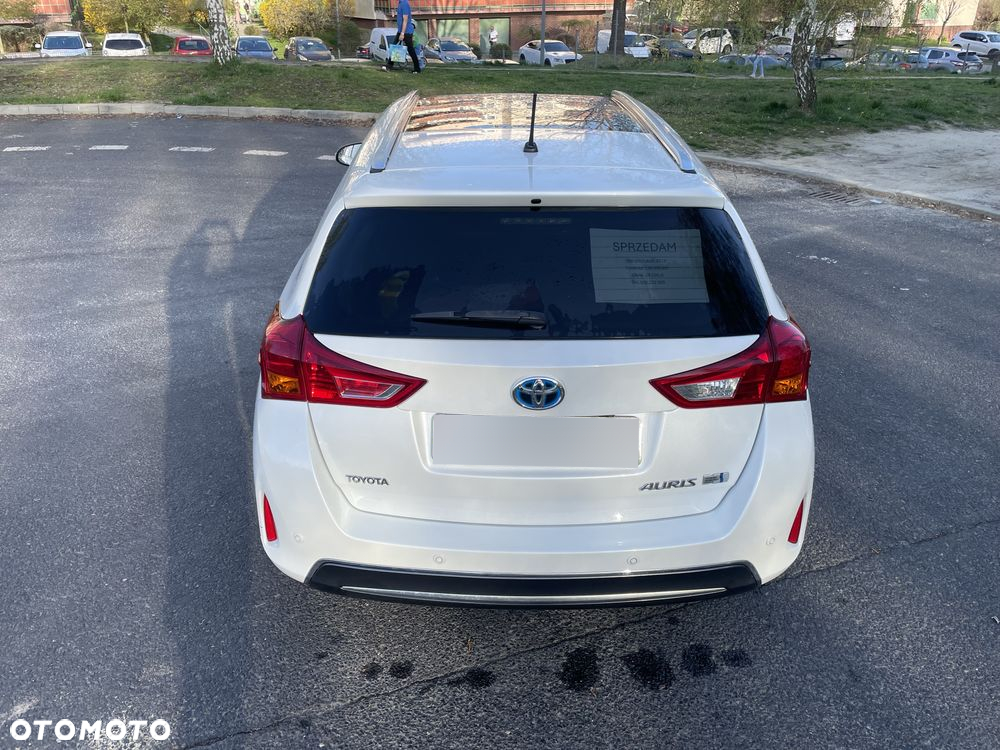 Toyota Auris - 13