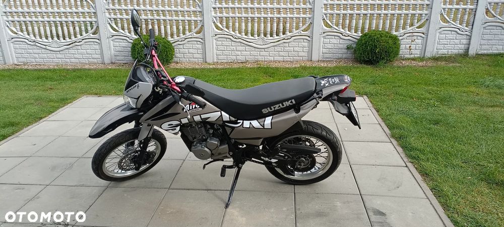 Suzuki DR - 4