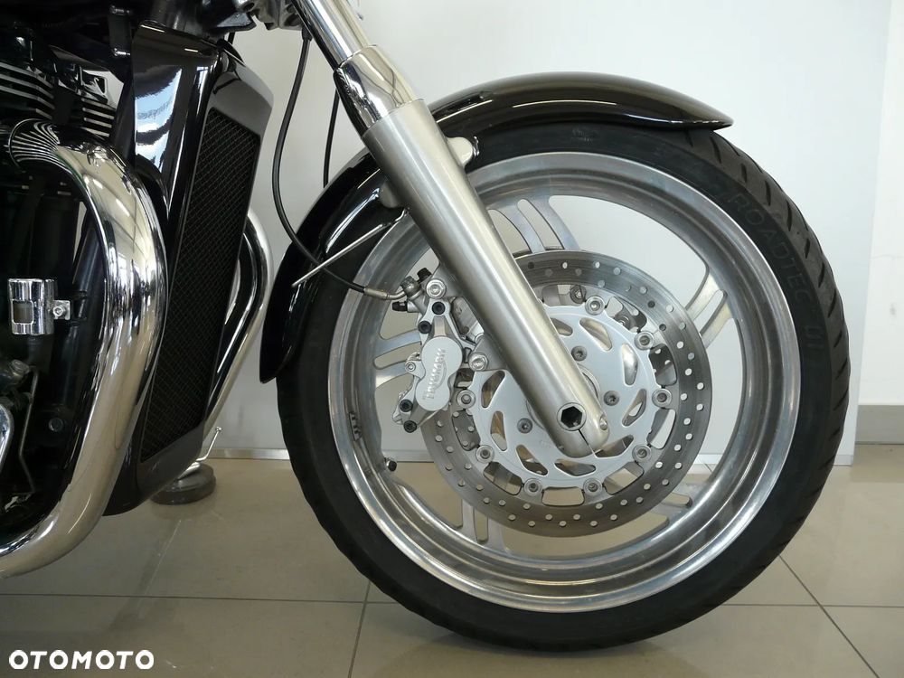 Triumph Thunderbird - 22