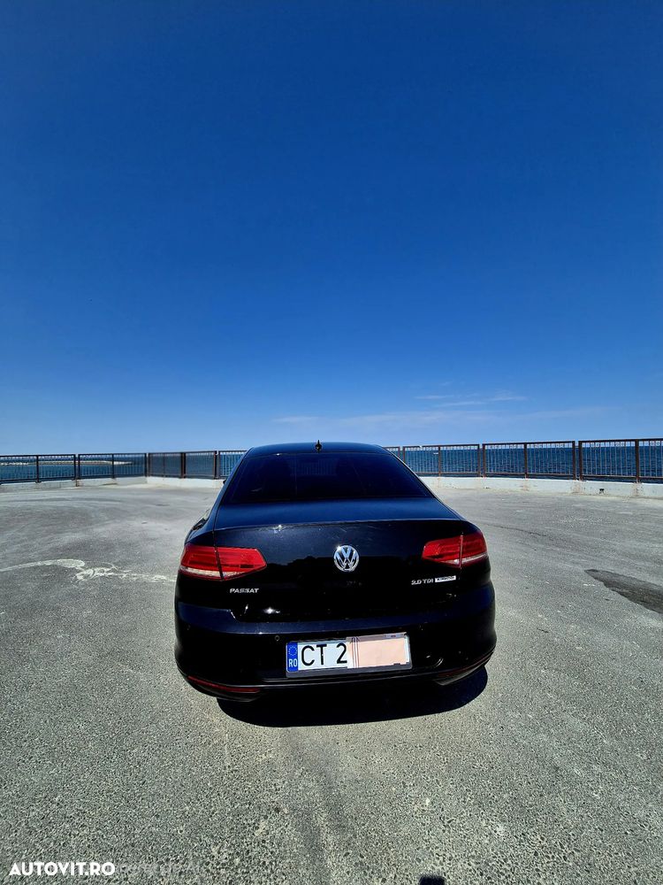 Volkswagen Passat 2.0 TDI Comfortline - 4