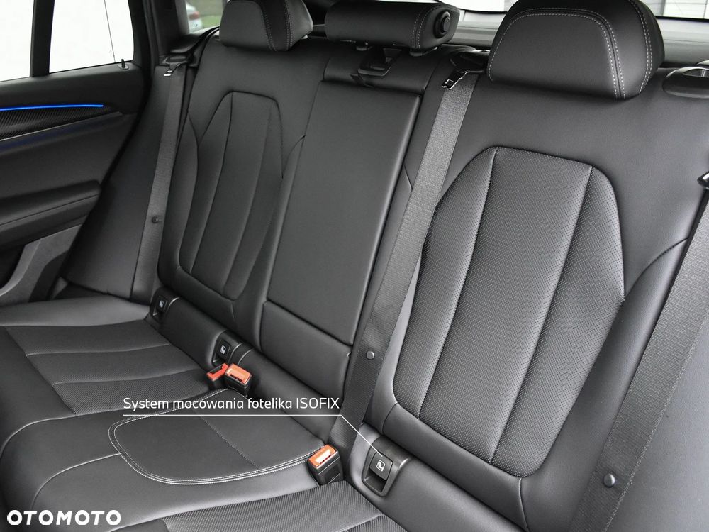 BMW X4 - 10
