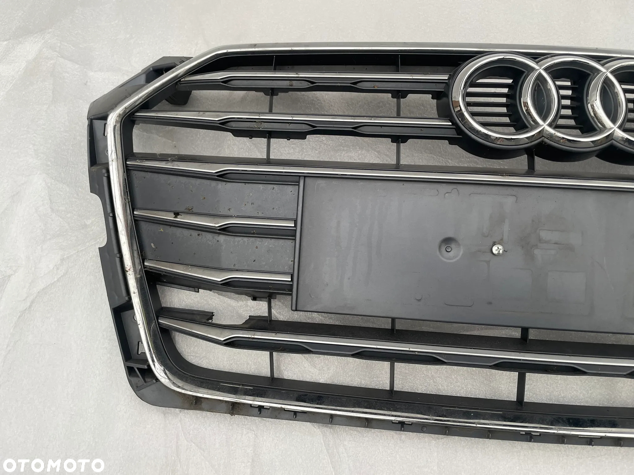 Audi A5 8W6 atrapa grill - 3