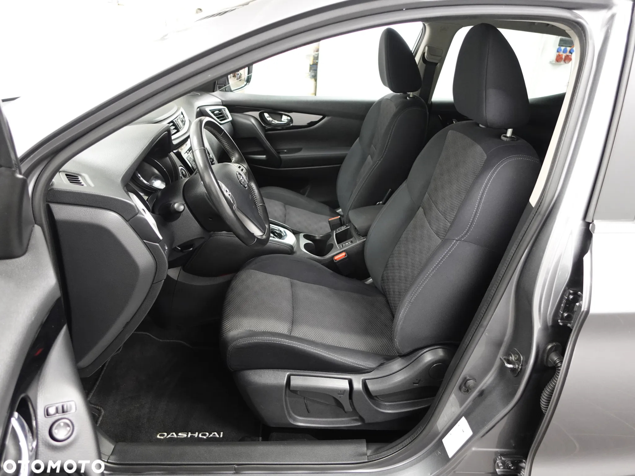 Nissan Qashqai 1.6 DCi N-Connecta Xtronic EU6 - 21