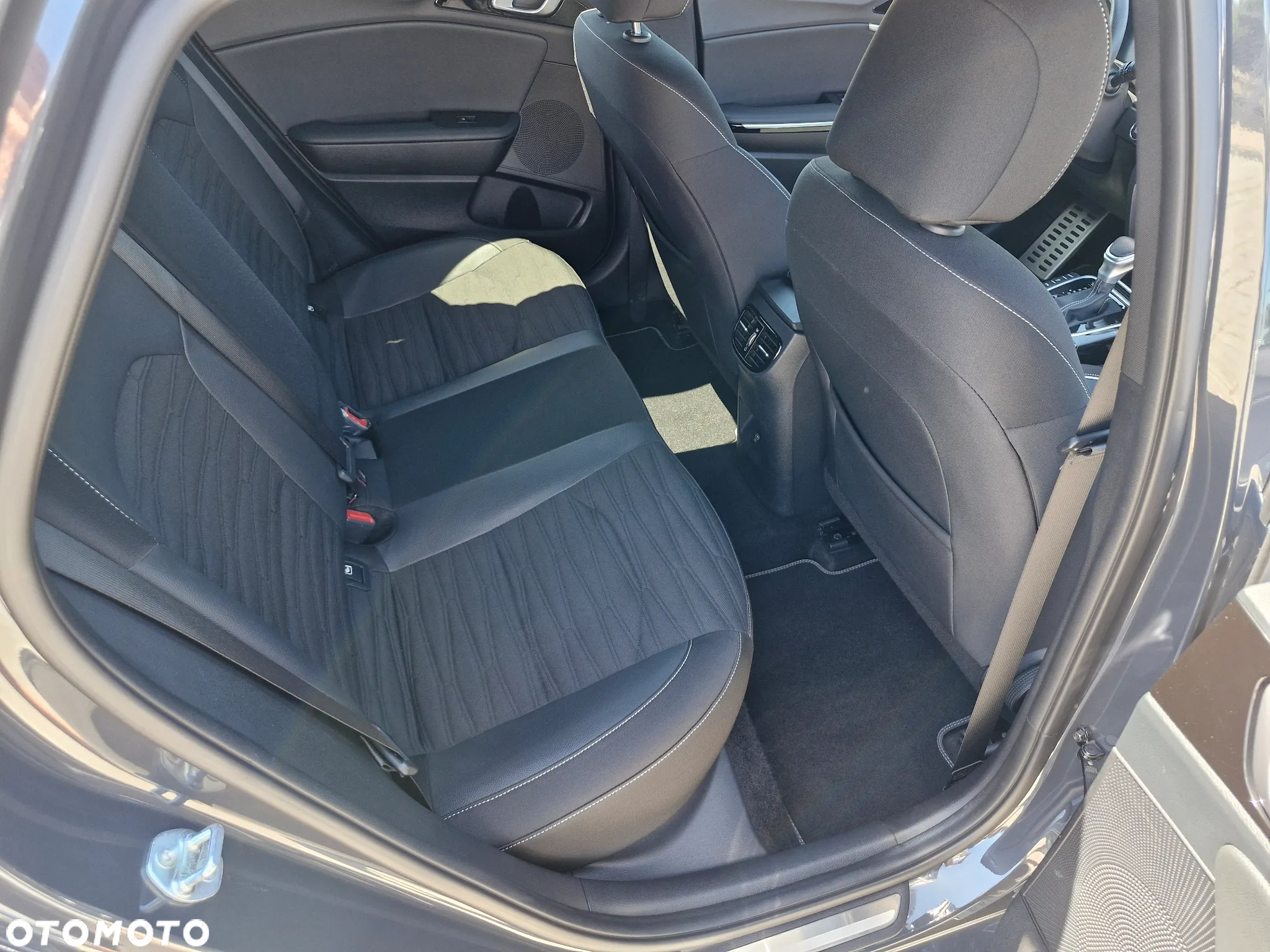 Kia Ceed 1.5 T-GDI GT-Line DCT - 12