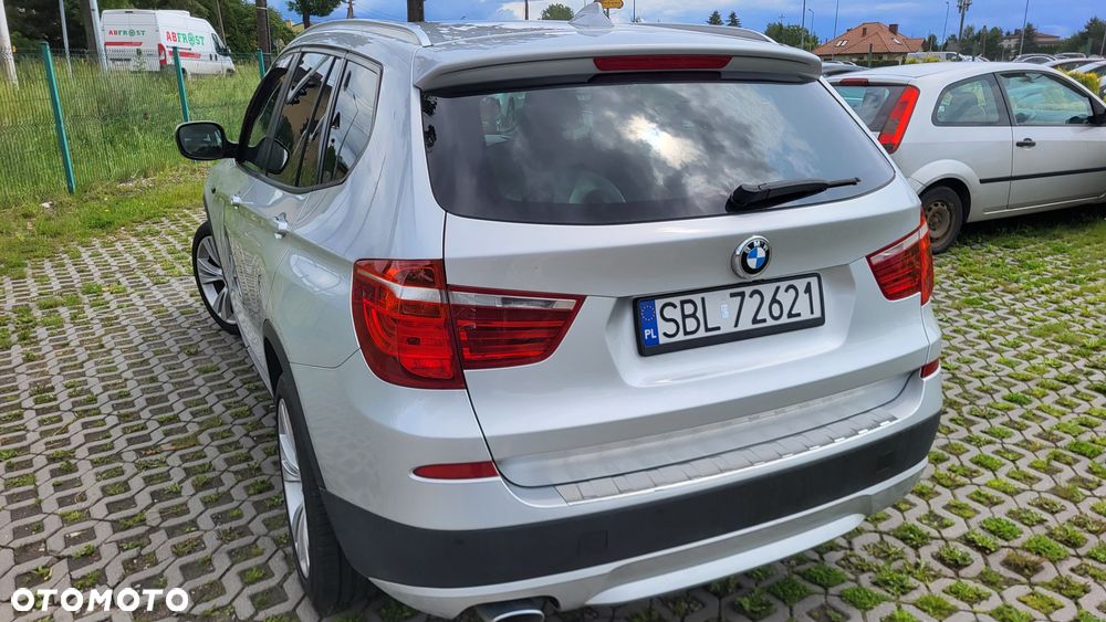 BMW X3 xDrive20d - 17