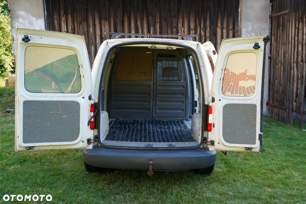 Volkswagen Caddy - 10