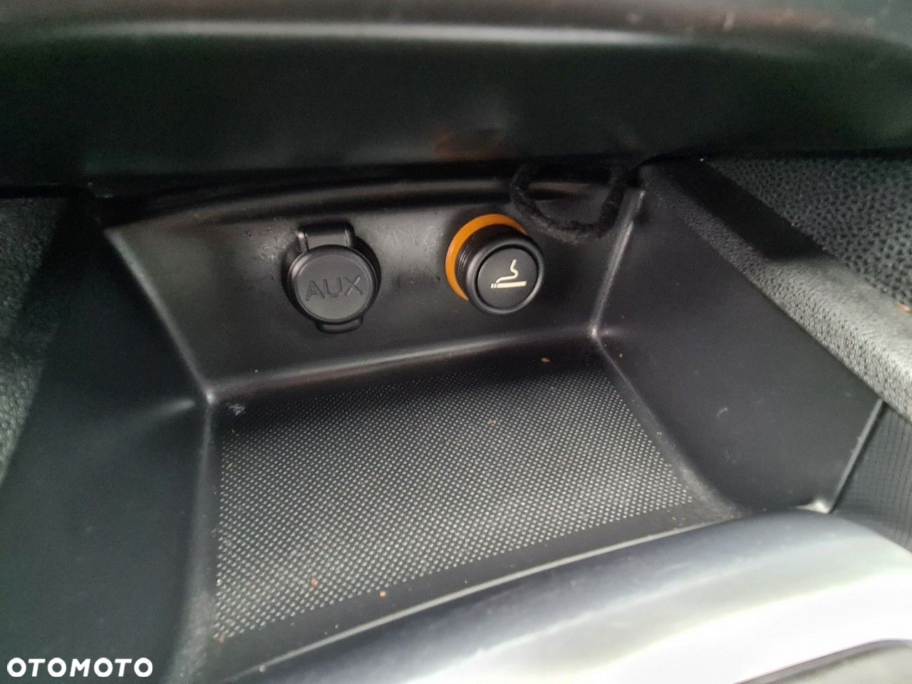 Citroën DS4 e-HDi 115 SoChic - 14