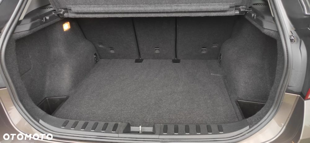 BMW X1 sDrive18i Sport Line - 19