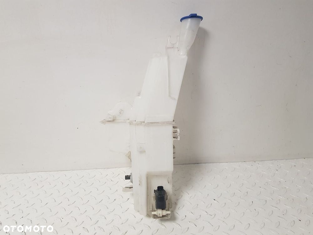 ZBIORNICZEK SPRYSKIWACZY KIA SPORTAGE IV 4 16-21 98610F1800 98610F1900 - 2