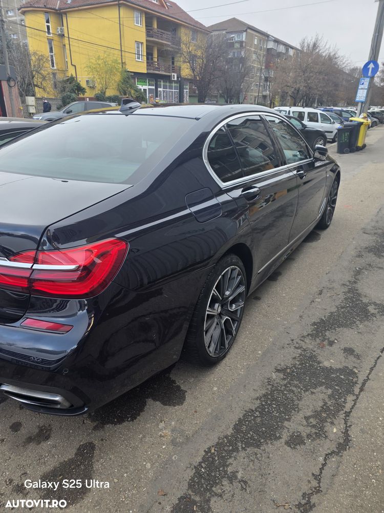 BMW Seria 7 730d xDrive - 10