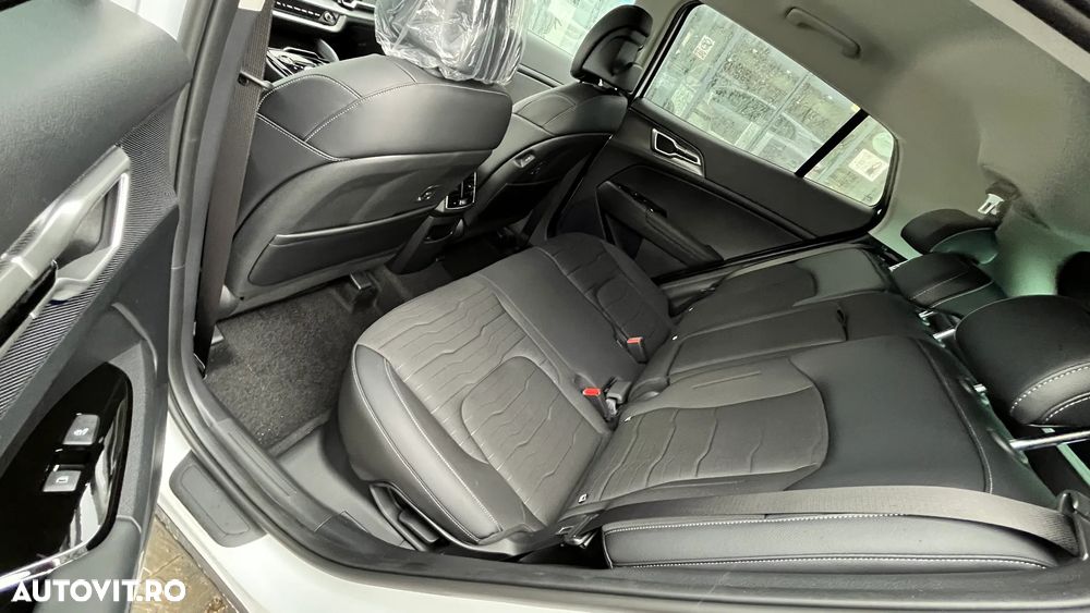 Kia Sportage 1.6 T-GDI HEV 6AT 4x2 Style - 8