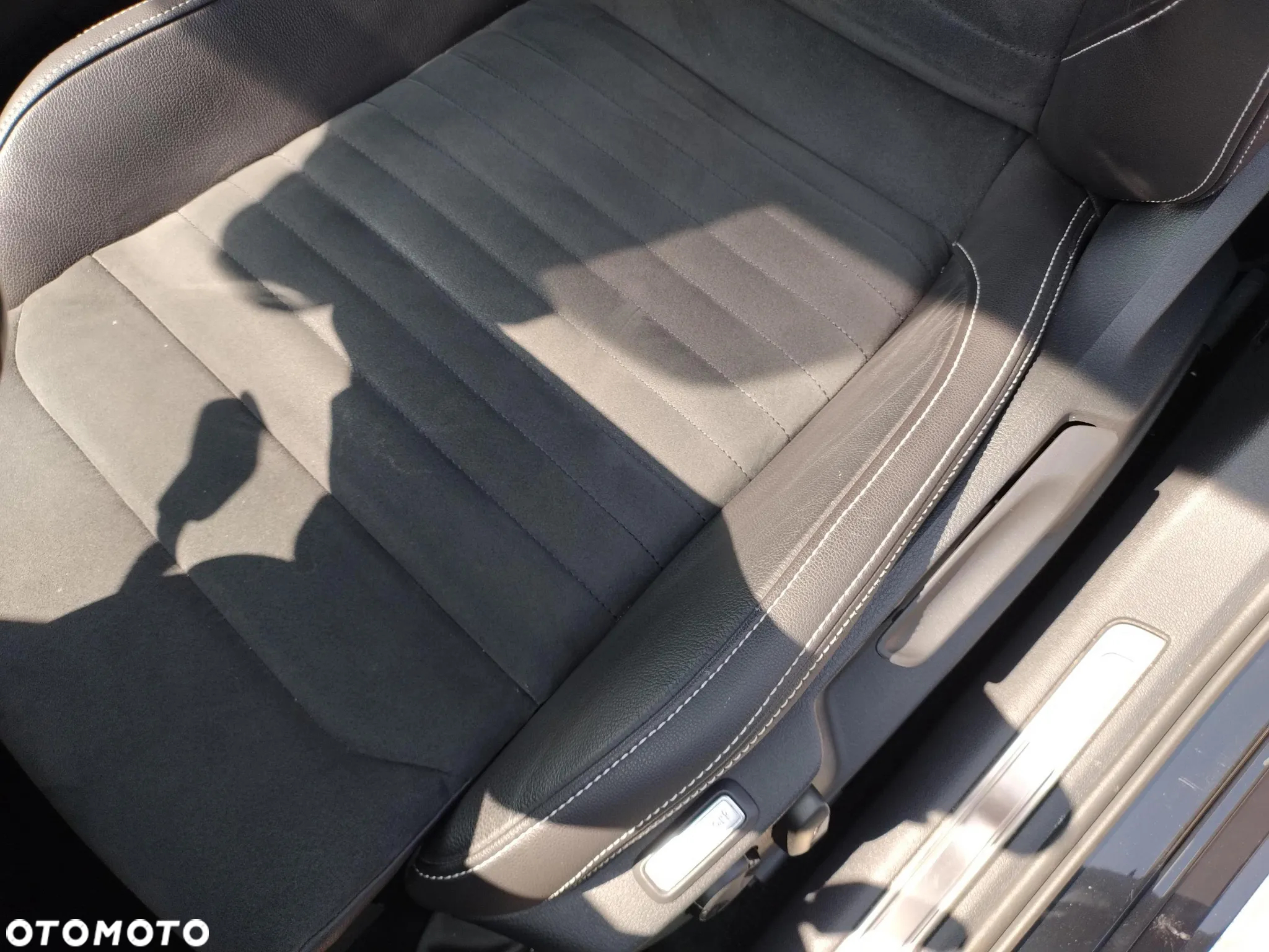 Volkswagen Passat 2.0 TSI Elegance DSG - 13