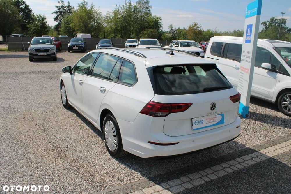 Volkswagen Golf - 8