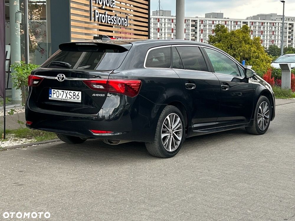 Toyota Avensis - 5