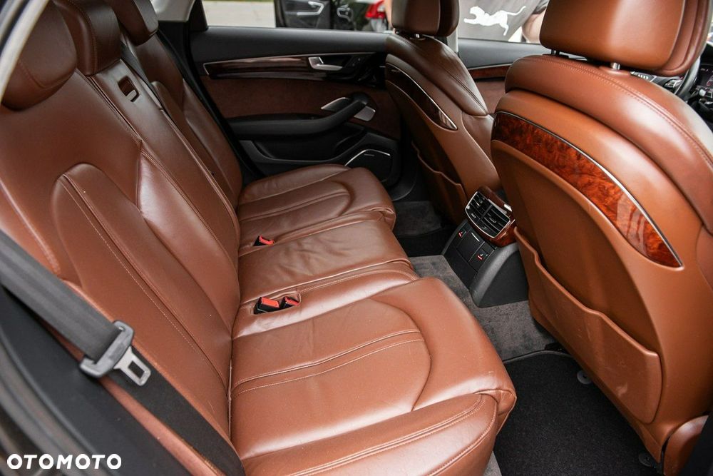 Audi A8 4.2 TDI Quattro - 8