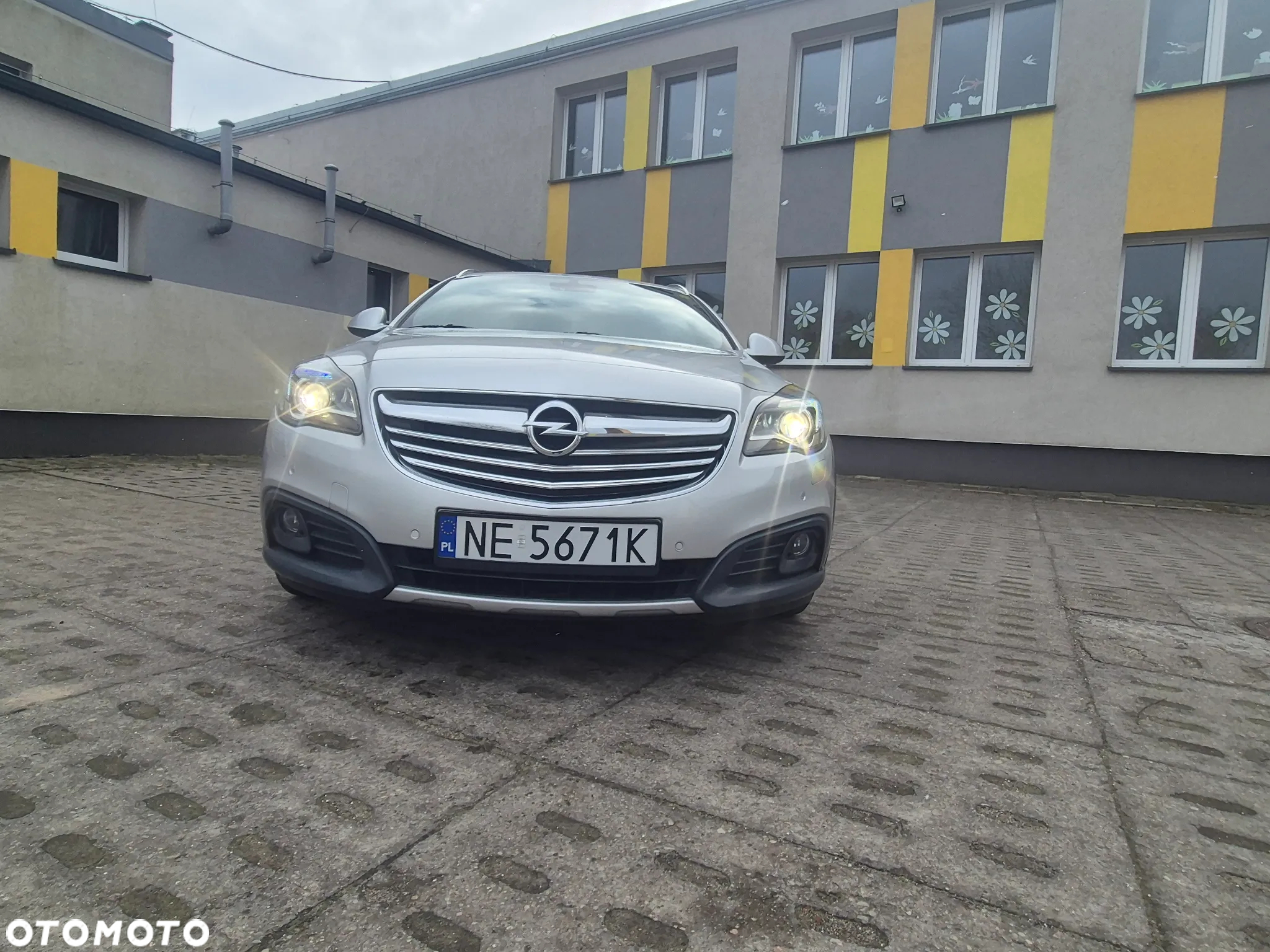 Opel Insignia 2.0 CDTI Cosmo S&S - 11