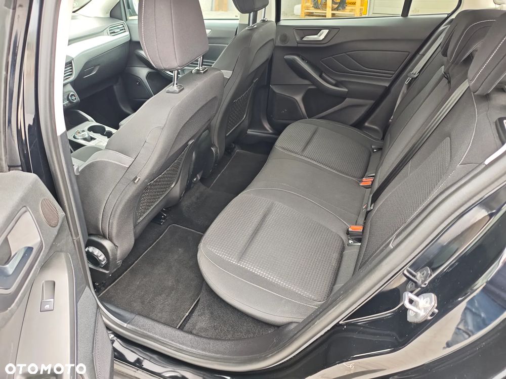 Ford Focus - 15