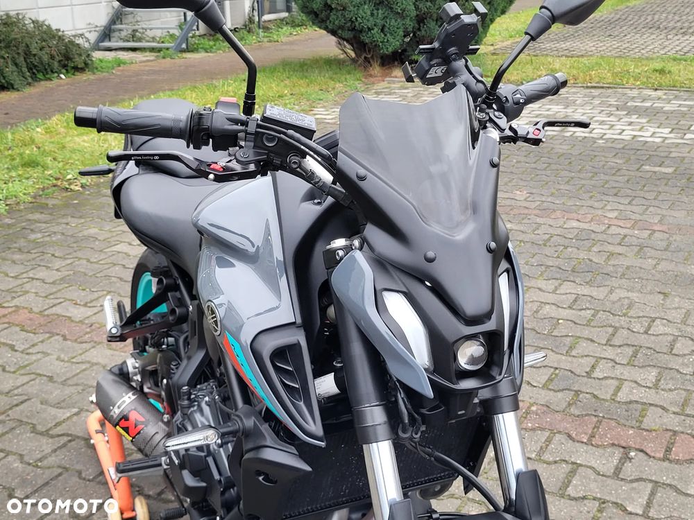 Yamaha MT - 12