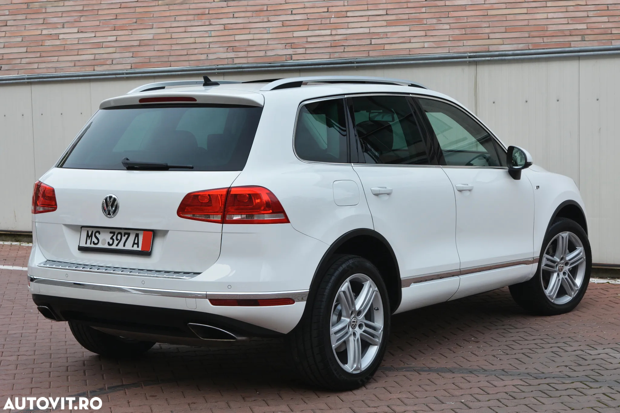 Volkswagen Touareg - 4