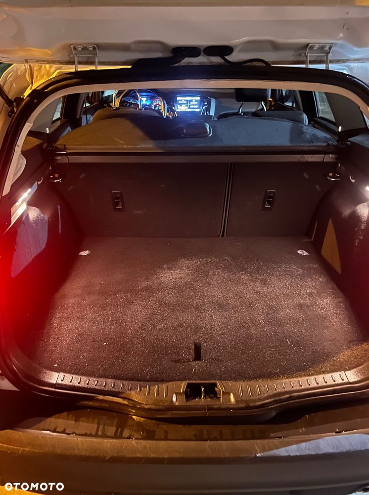 Ford Focus 2.0 TDCi Titanium ASS - 9