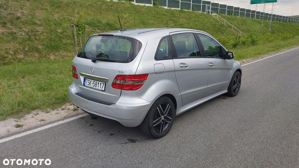 Mercedes-Benz Klasa B 180 CDI - 8