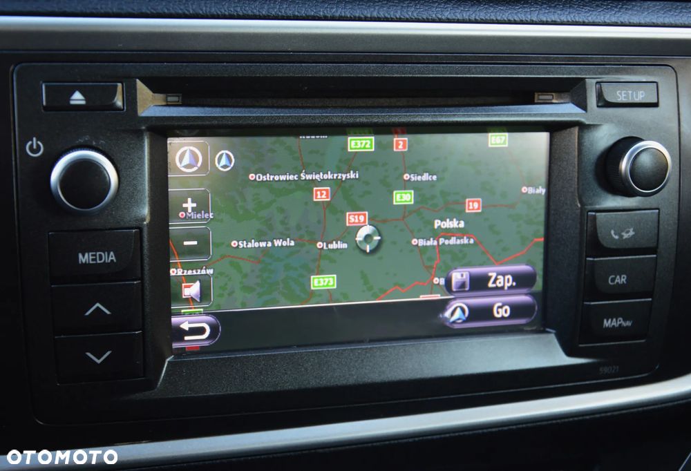 Toyota Auris - 18