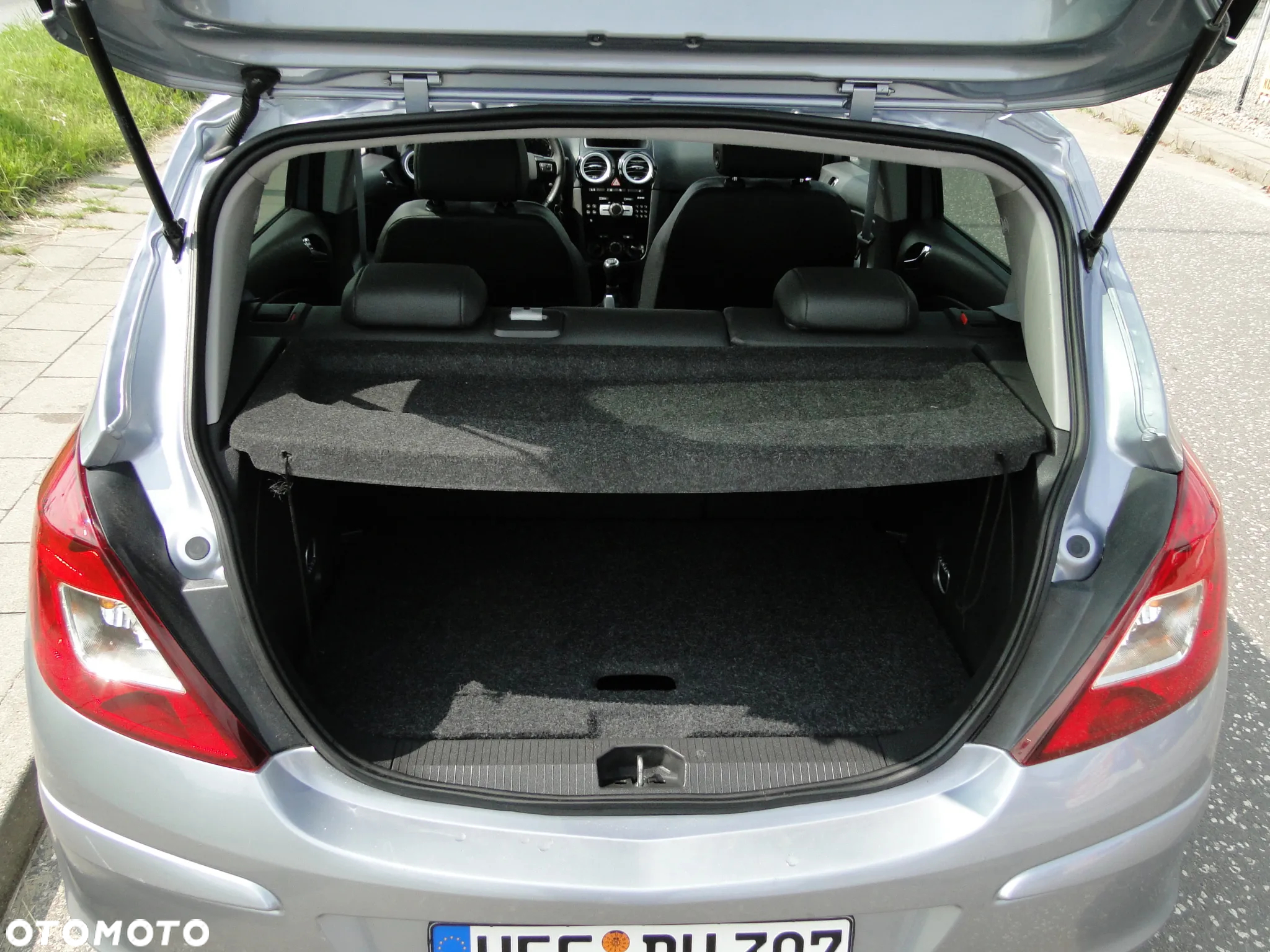 Opel Corsa 1.4 16V Edition 111 Jahre - 12