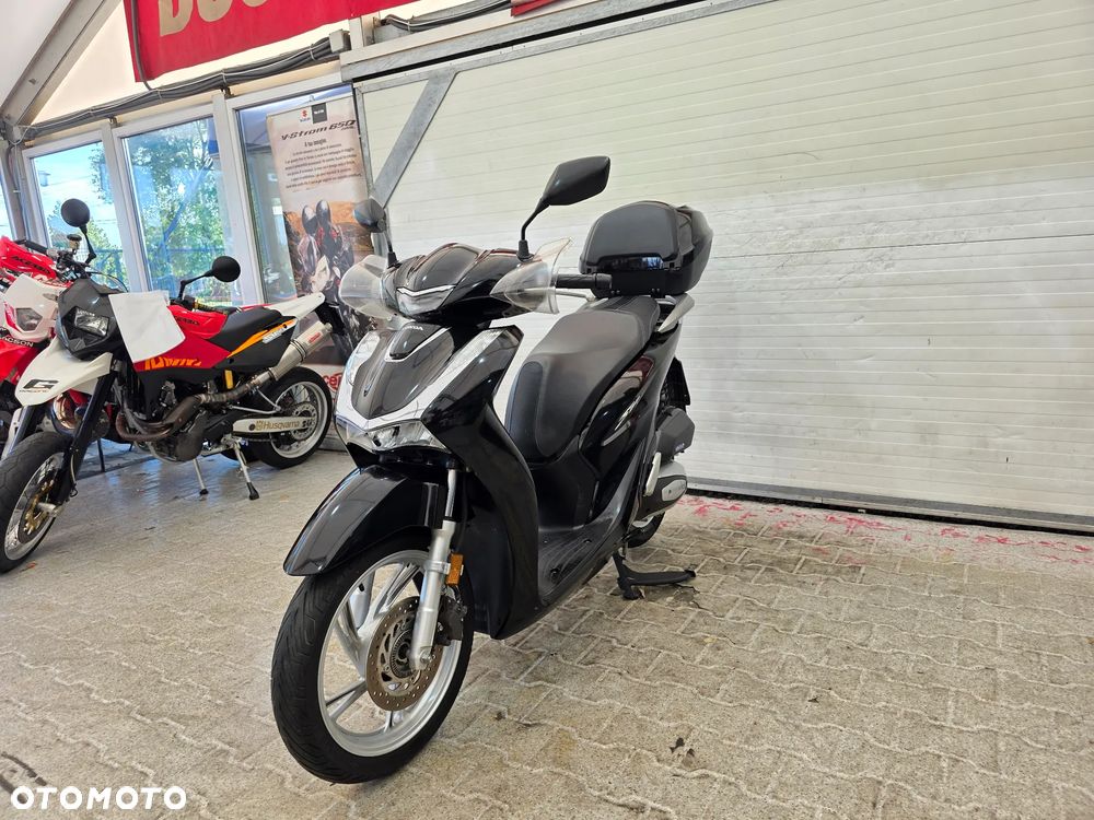 Honda SH - 16