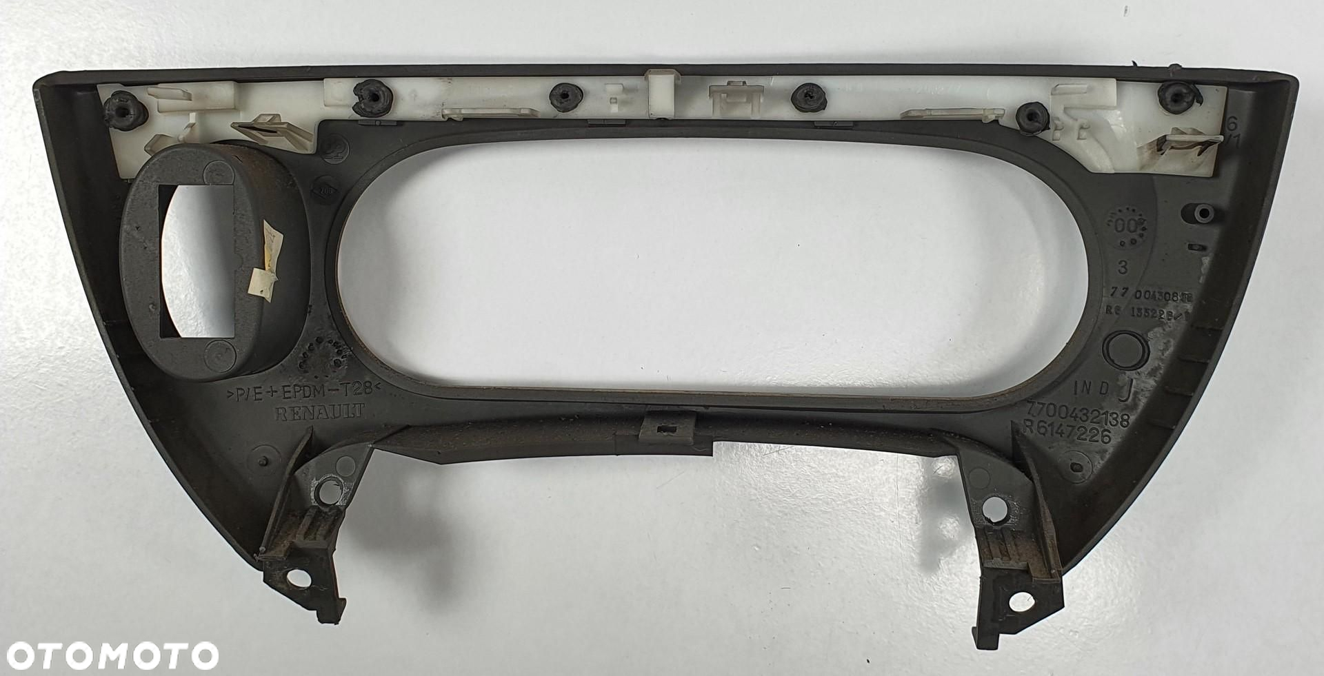 RAMKA OSŁONA PANELU NAWIEWU RENAULT SCENIC I - 6