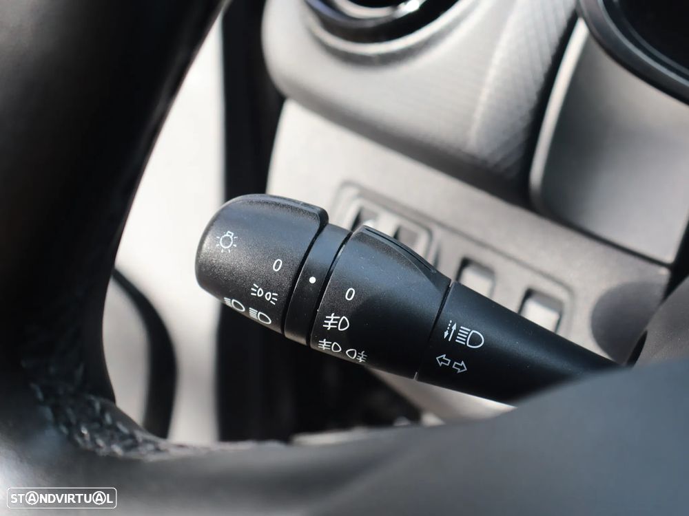 Renault Clio 0.9 TCe Limited - 13