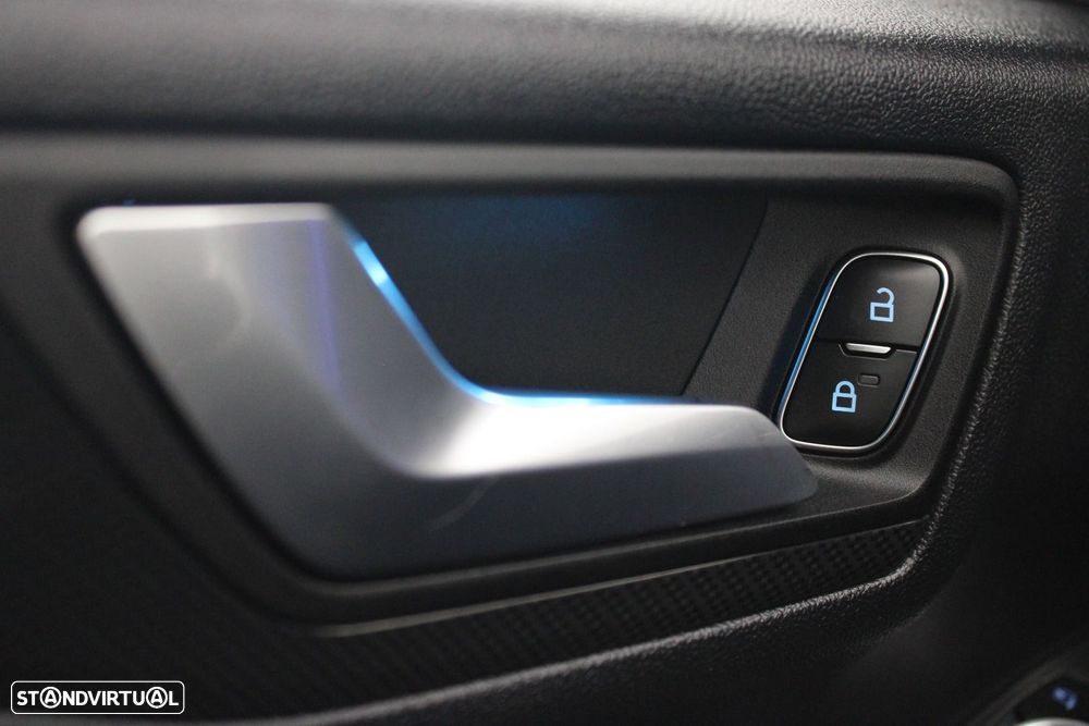 Ford Kuga 1.5 EcoBoost ST-Line - 30