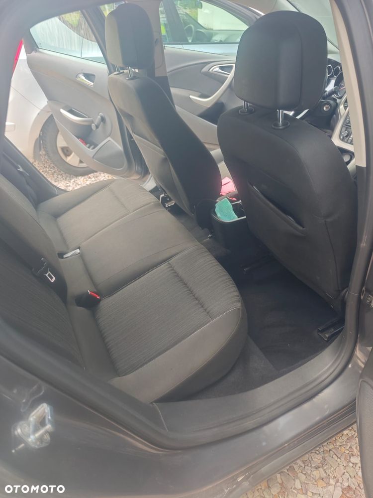 Opel Astra 1.4 Turbo - 14